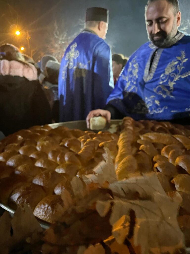 f743f535-07d8-484b-9b00-5ab3301c0bce