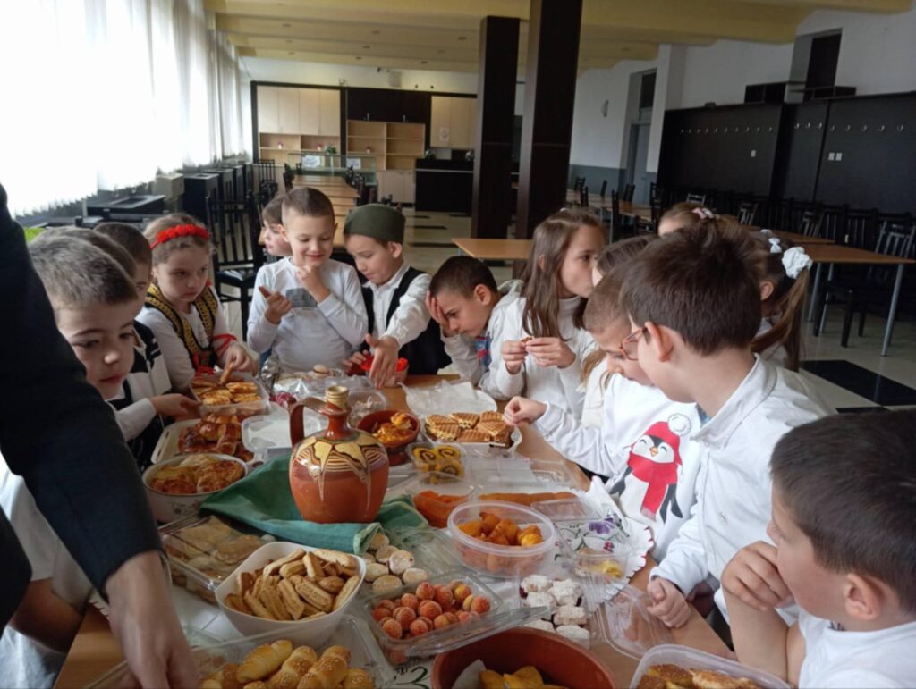 04494a28-983e-4723-b481-00058d7b33c6