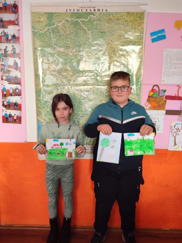 12ba8d4b-ad33-461b-84e3-4ae568d9ff23