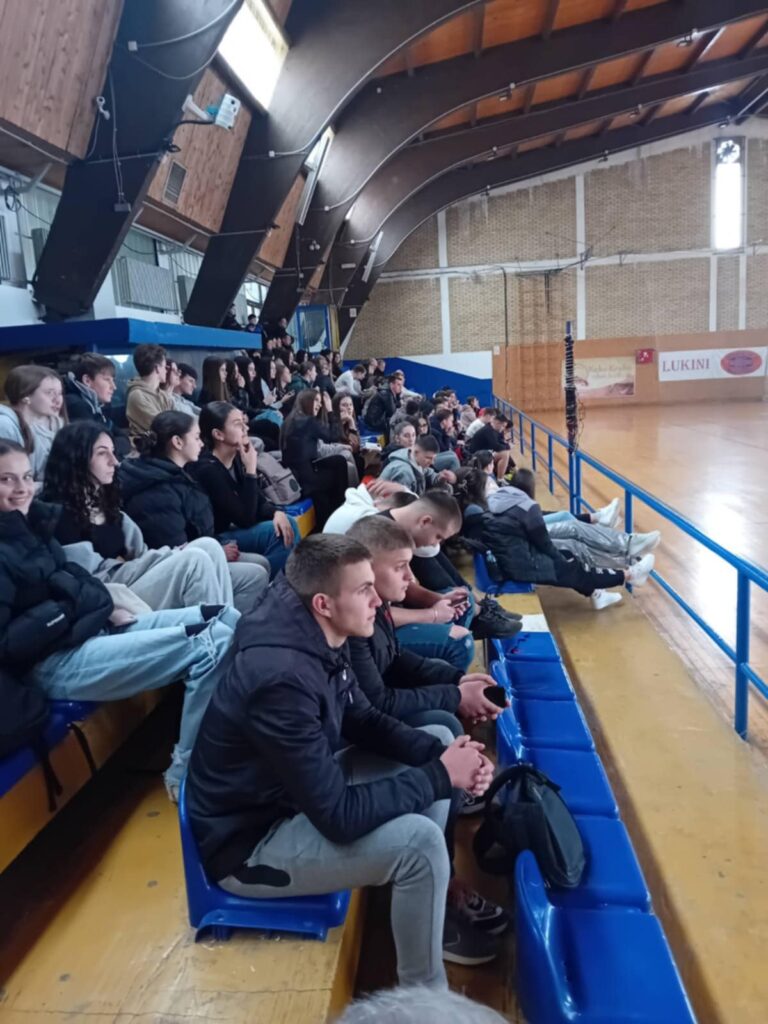 2a35ad21-616c-46ef-b8f5-f6d8cdd921ec