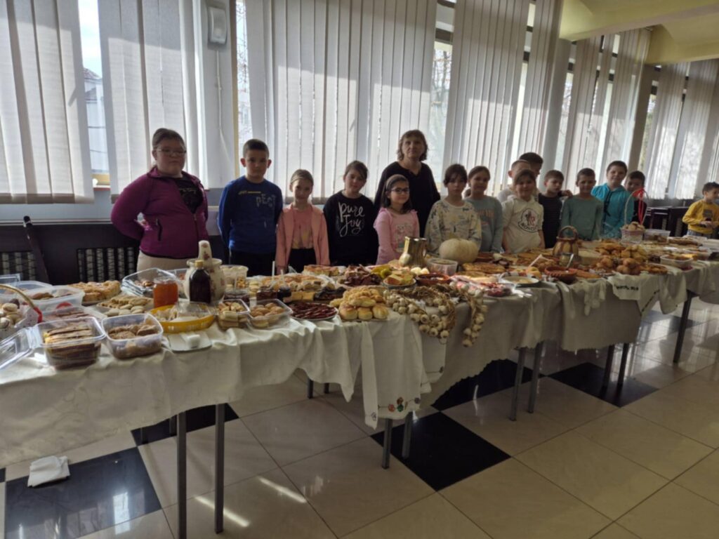 4cbbcb47-da3a-43c8-bafc-885b2f8624bd