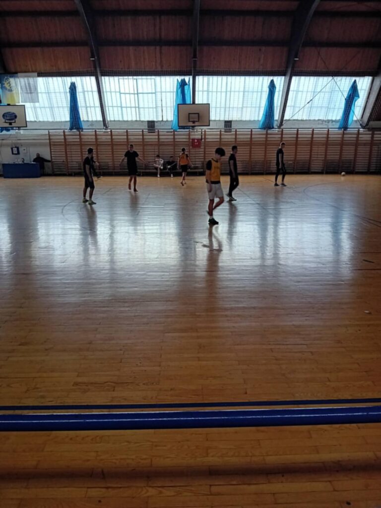 6574555c-e8df-4c47-9d39-d7b5170f9887