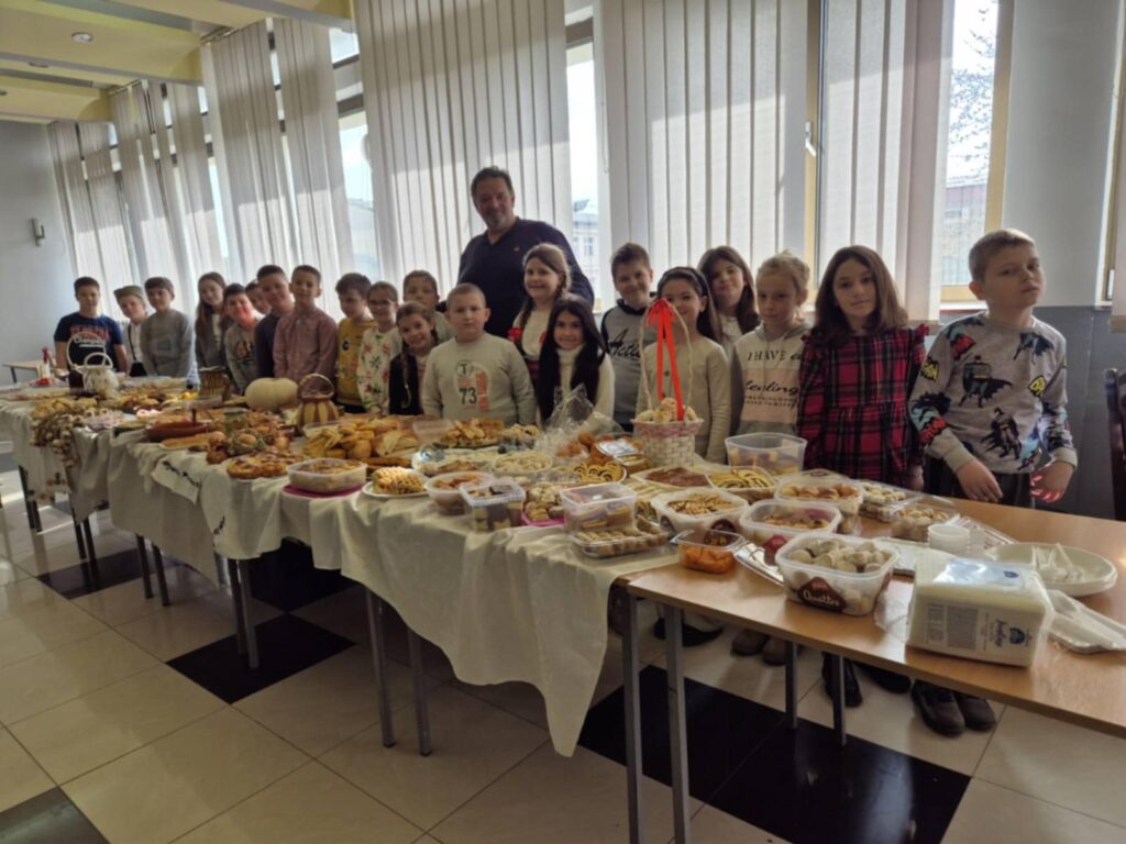 96cf1f05-33d8-4d99-a8bb-acd2fffcced9