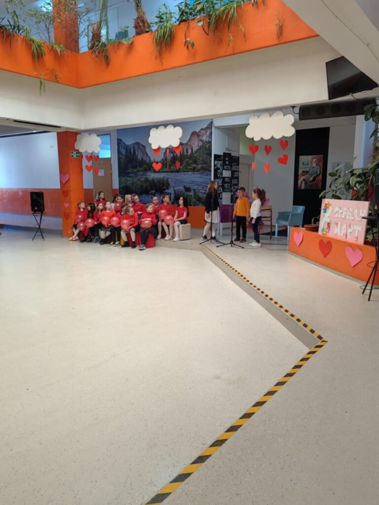 42257379-3ce4-4071-9547-a001036e1828