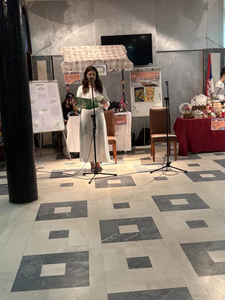 442c5f8d-caed-4288-bec0-38dafb837cde