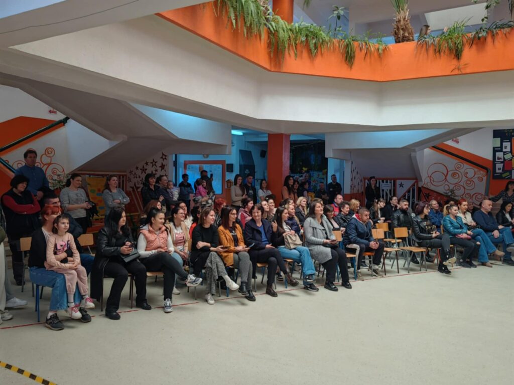 5e0cb9fc-1cd3-4f06-a702-b4dbac70466b