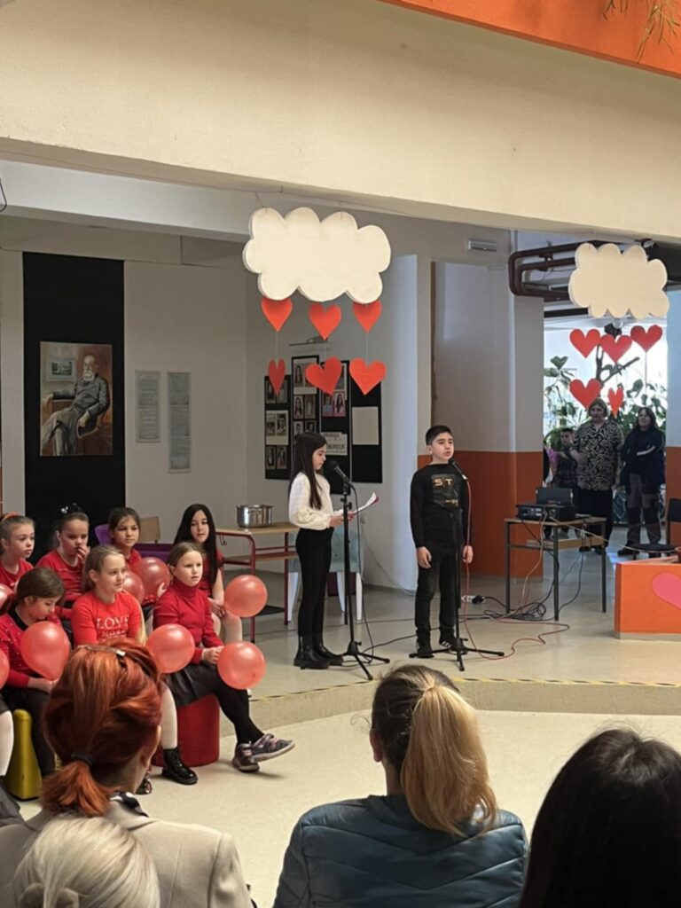 98fe9193-27ba-42b4-8ca3-12012573e397