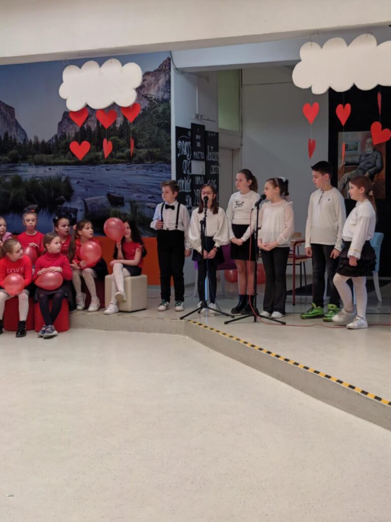 c8ed41ba-2189-478e-8552-bce5c497ad15