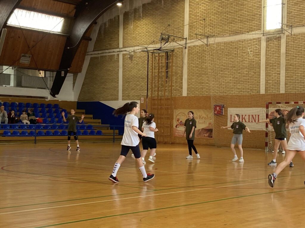 488885292_122124688598752117_8915560242625942303_n