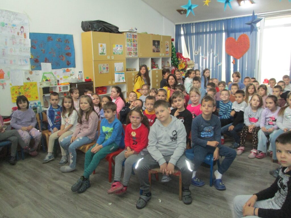 489916919_1173938714518326_7778415194367805083_n