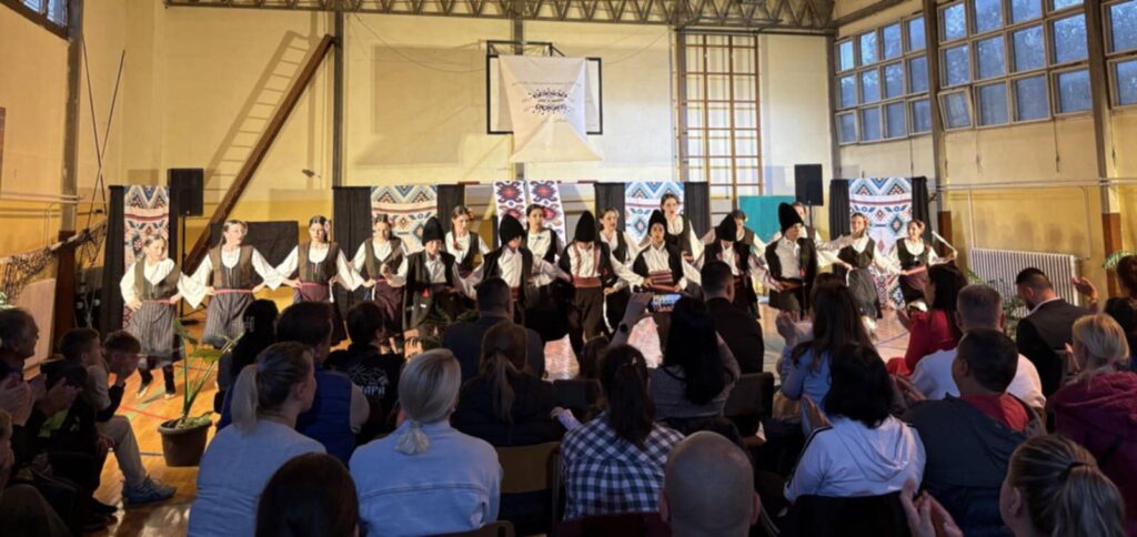 9491aaf4-d2f9-454b-b1f1-cea8fabfcd39