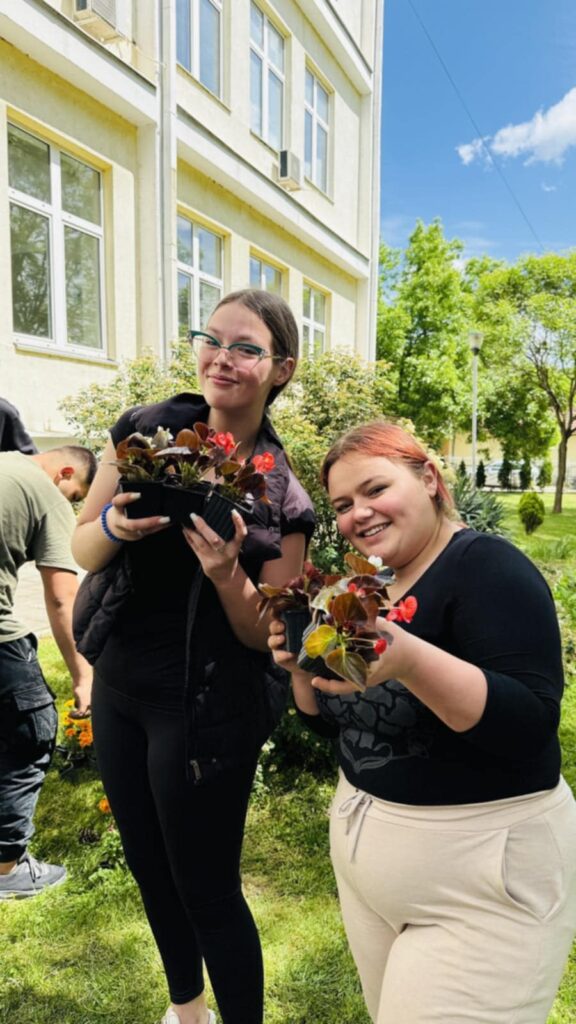 c4ac7139-8802-4d59-9ccd-41ecc76272dd