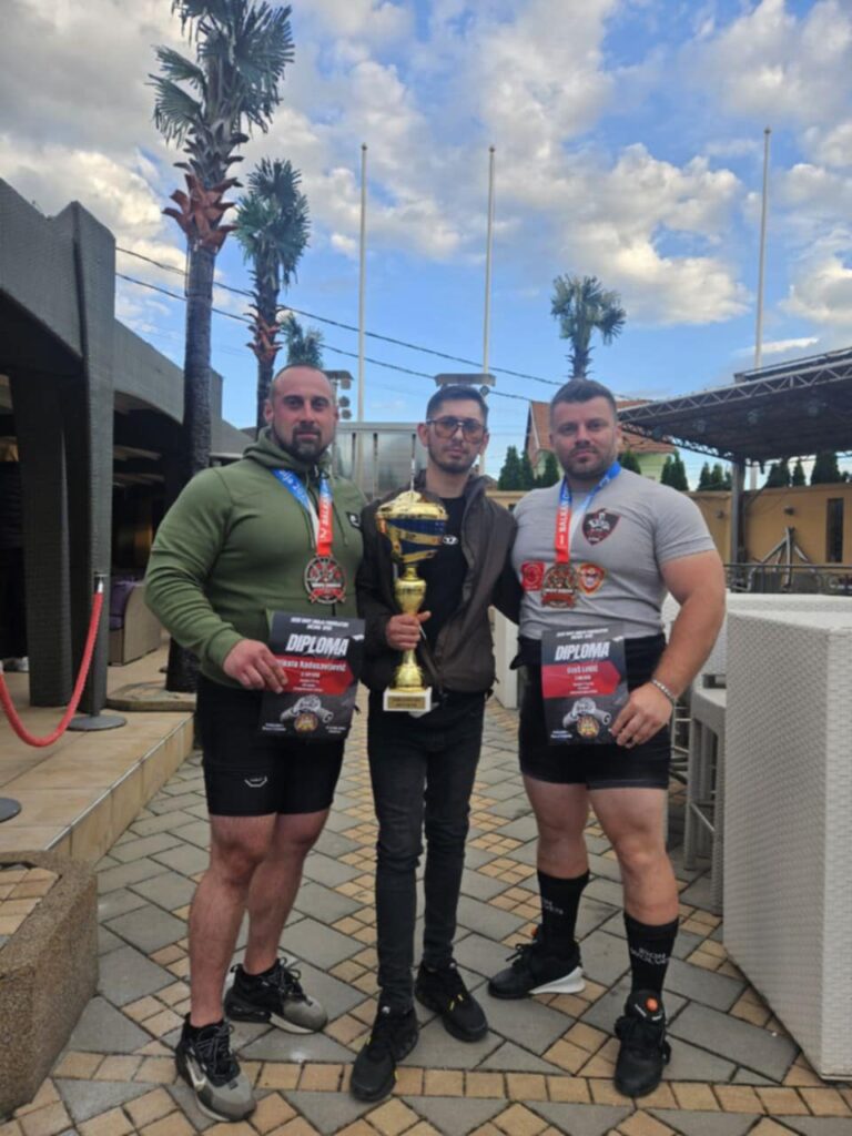 c7aa8c6f-f99b-4c47-afa7-bbf84c1ae117