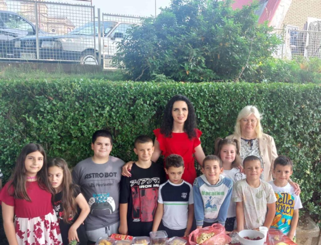 49ca7832-1024-40de-b4e7-fbd6a57a00e9