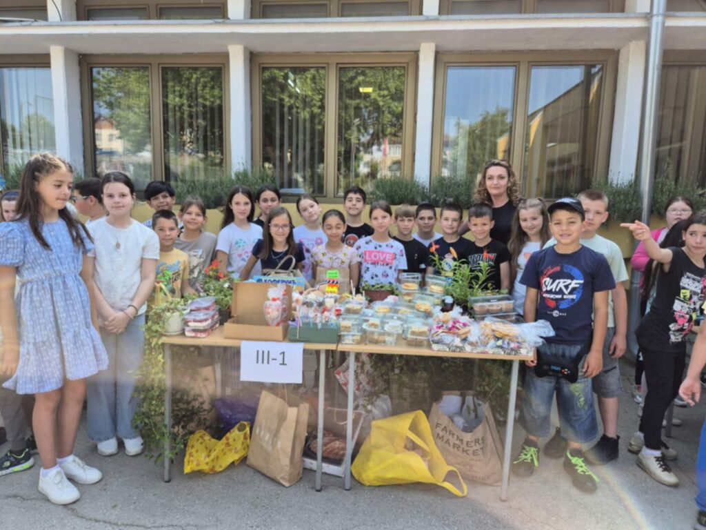 751ca9f6-f581-4252-b6df-c436c67d0edf