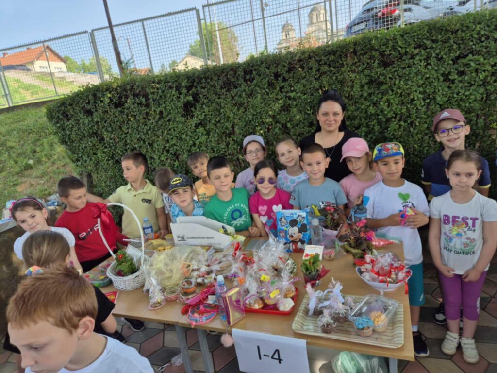 854a541b-4891-465c-8917-f6d8932347c4