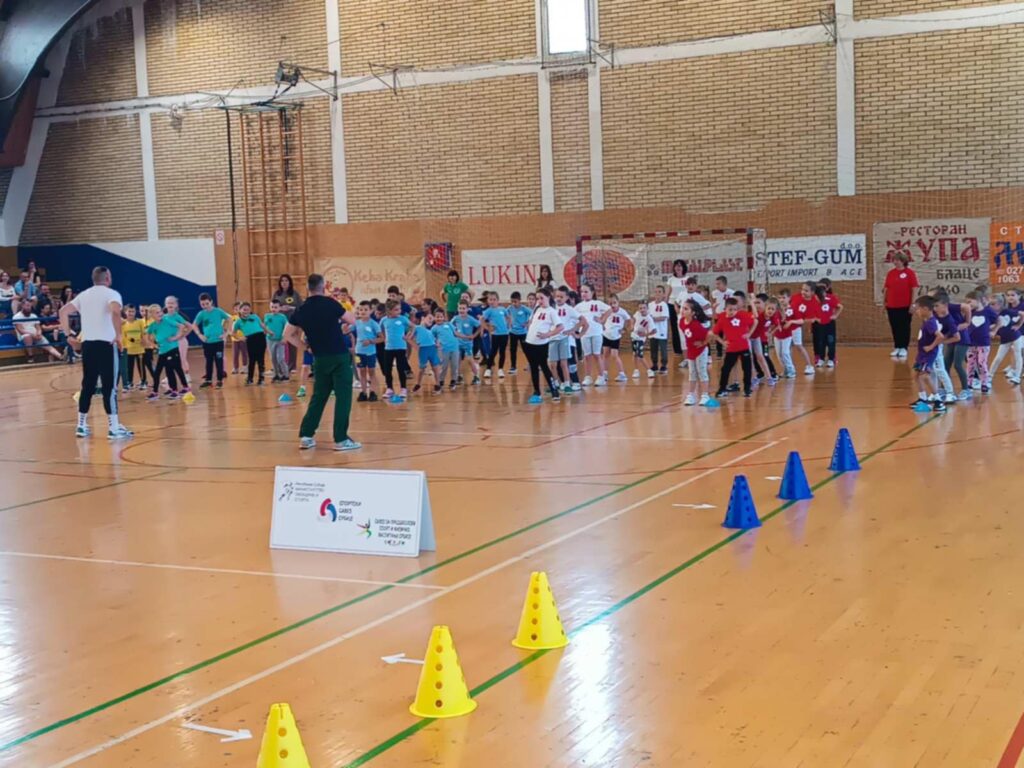 af8bdbc9-1d93-43c2-8620-800ced9d9171