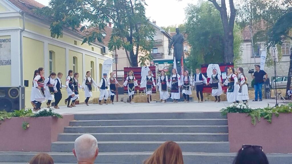 182db5ff-1b1f-4830-b6d8-823069fb908f