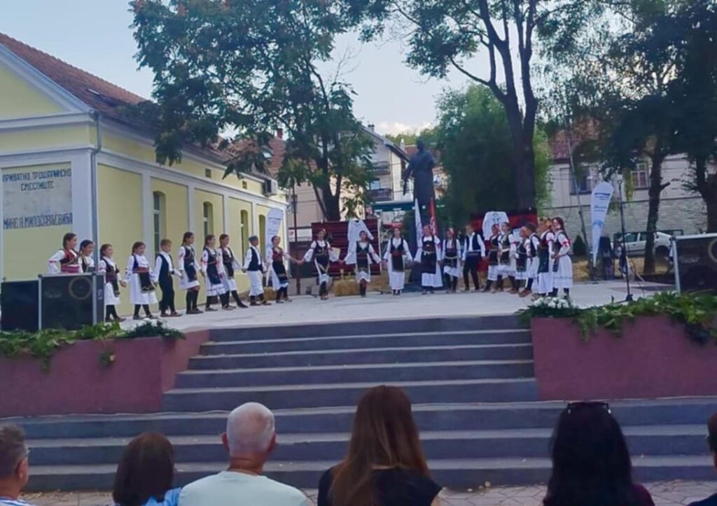 7318114b-1d62-44ca-b7bf-30b3ade52e28