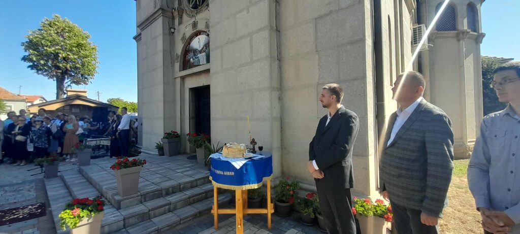 852df622-c554-410b-b665-0eedc29469d3