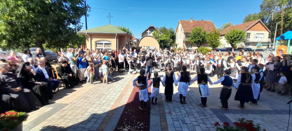 9f2cd945-baec-4d08-86c6-c76f25e2404c