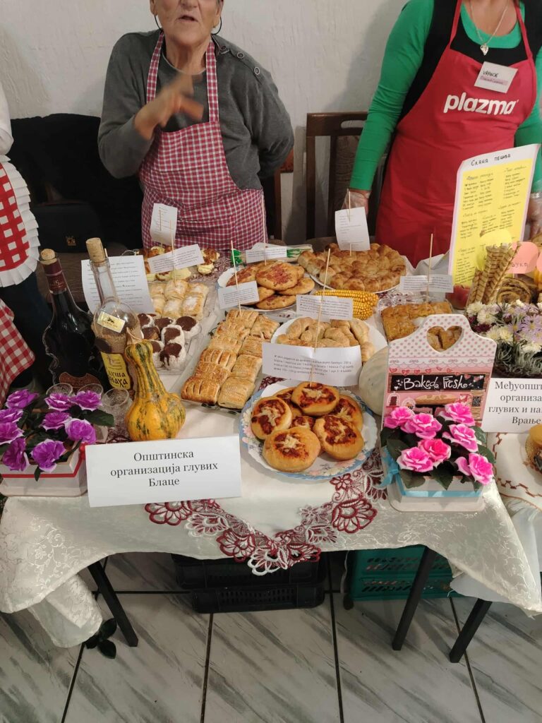 d3682306-078c-4587-8d83-9e6a3086fbd9