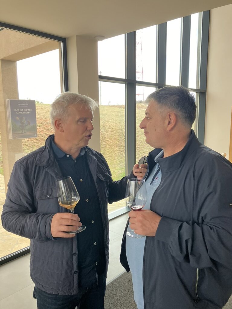 viber_slika_2025-10-12_20-09-58-201