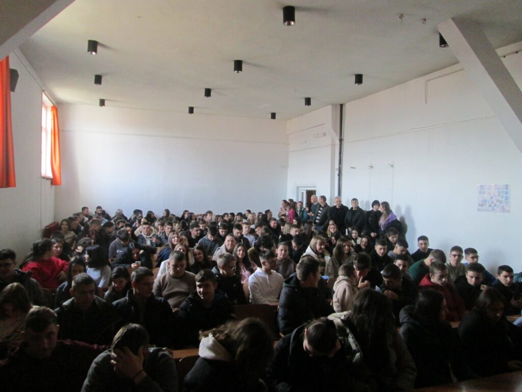 596807124_1368475855064610_358792521709643105_n