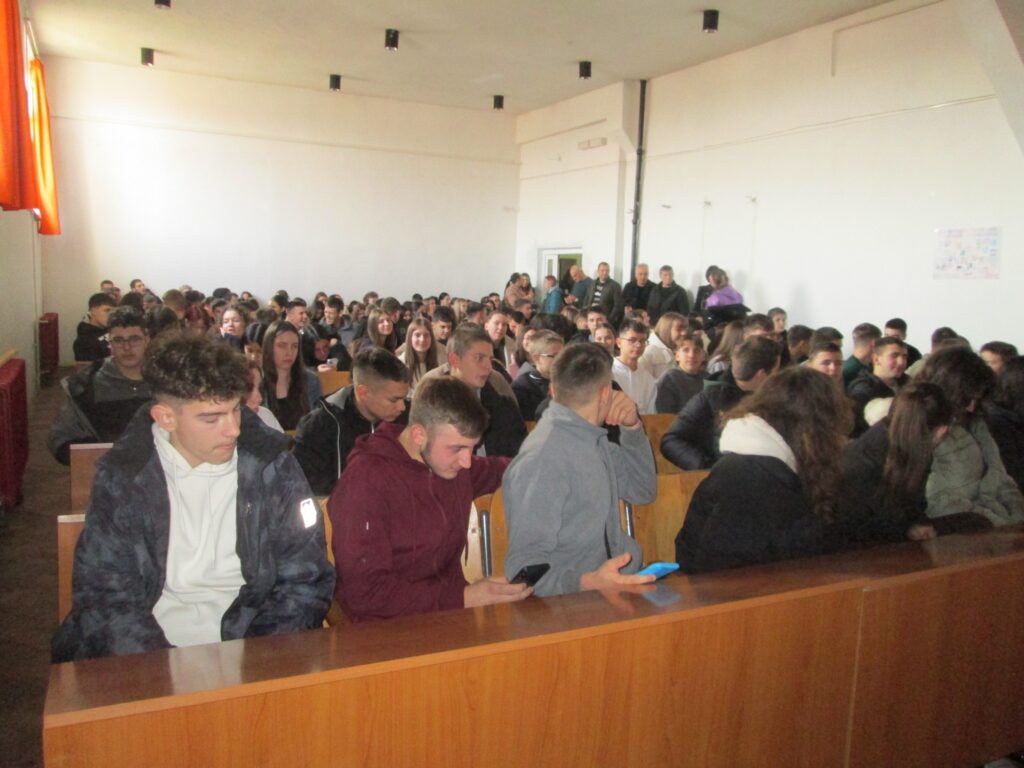 597865065_1368475635064632_1326403816464969167_n