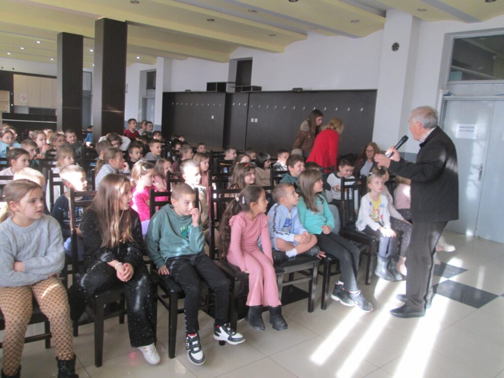 600370763_1374286841150178_4152320216735892057_n