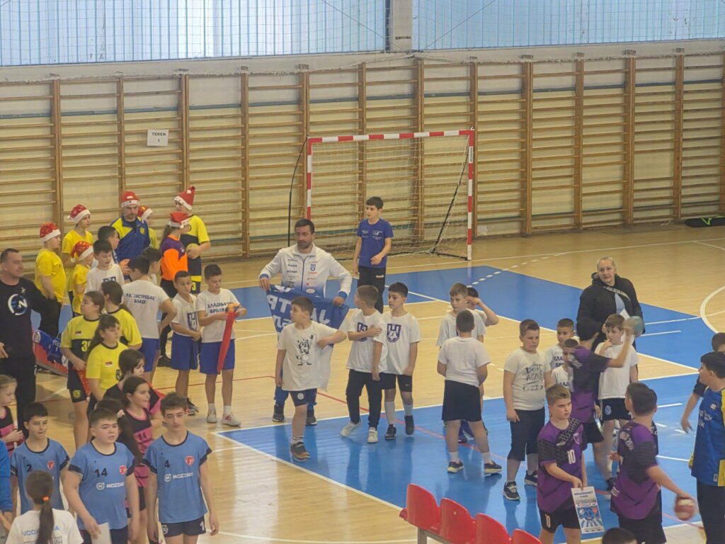 605962724_851336421114500_4838960828779919209_n