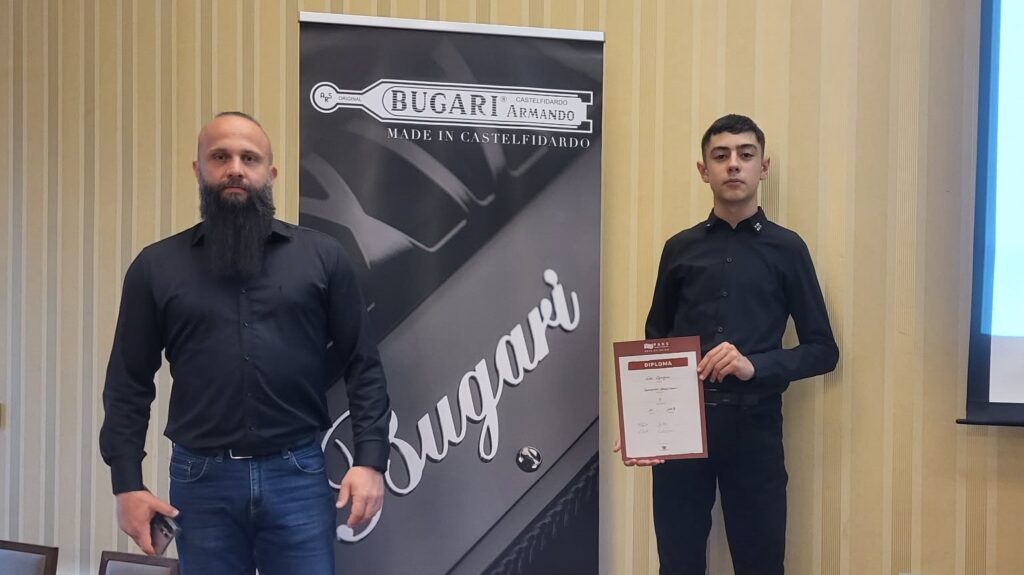 b7f38a27-db4a-4394-b43c-f9a98e2f9c7e