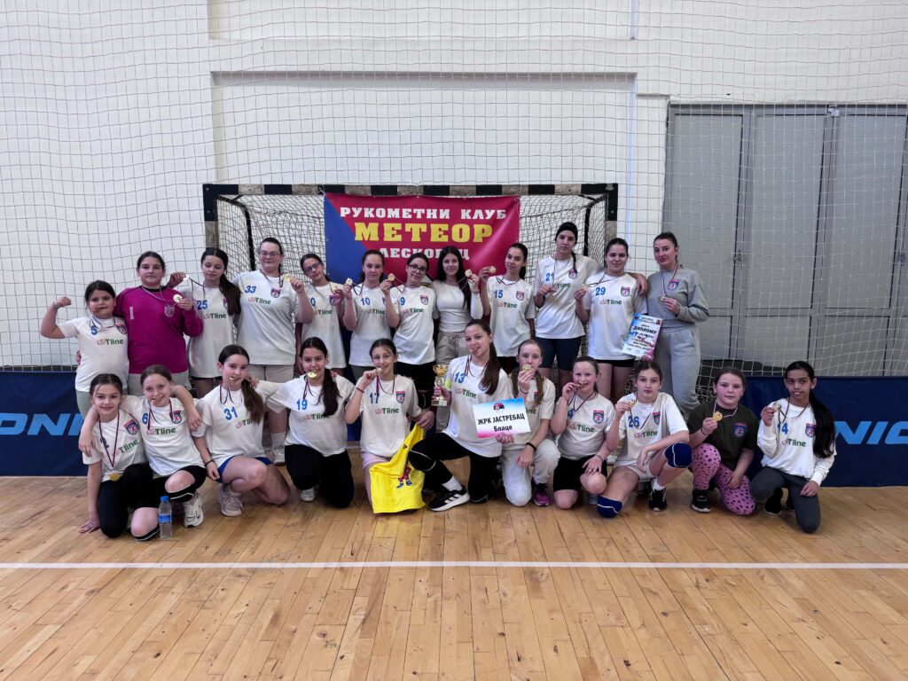 c843ab3e-aab4-4fc4-a390-45d18315fba3