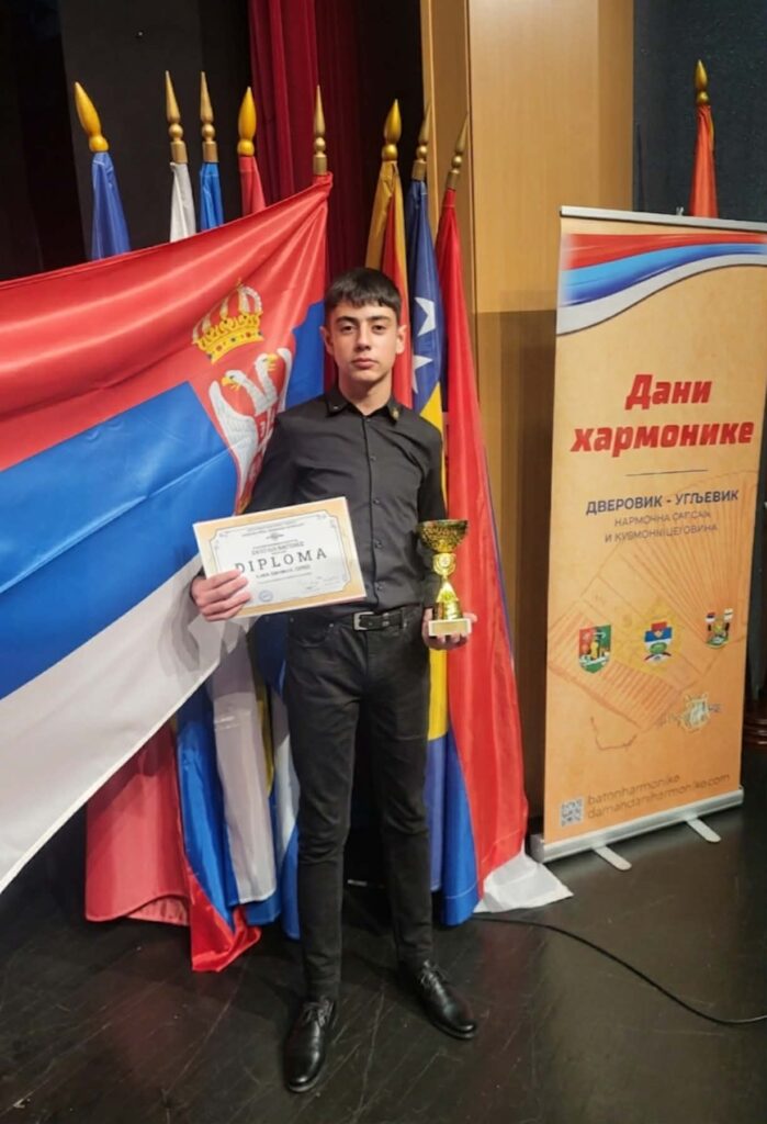 60d6aaee-7e7b-4756-96ce-8baa10c9595e