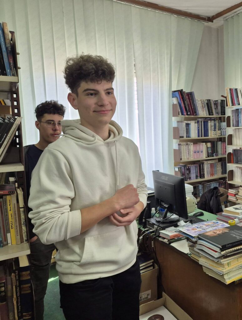 678949754_1476063817639146_2805619137418165238_n