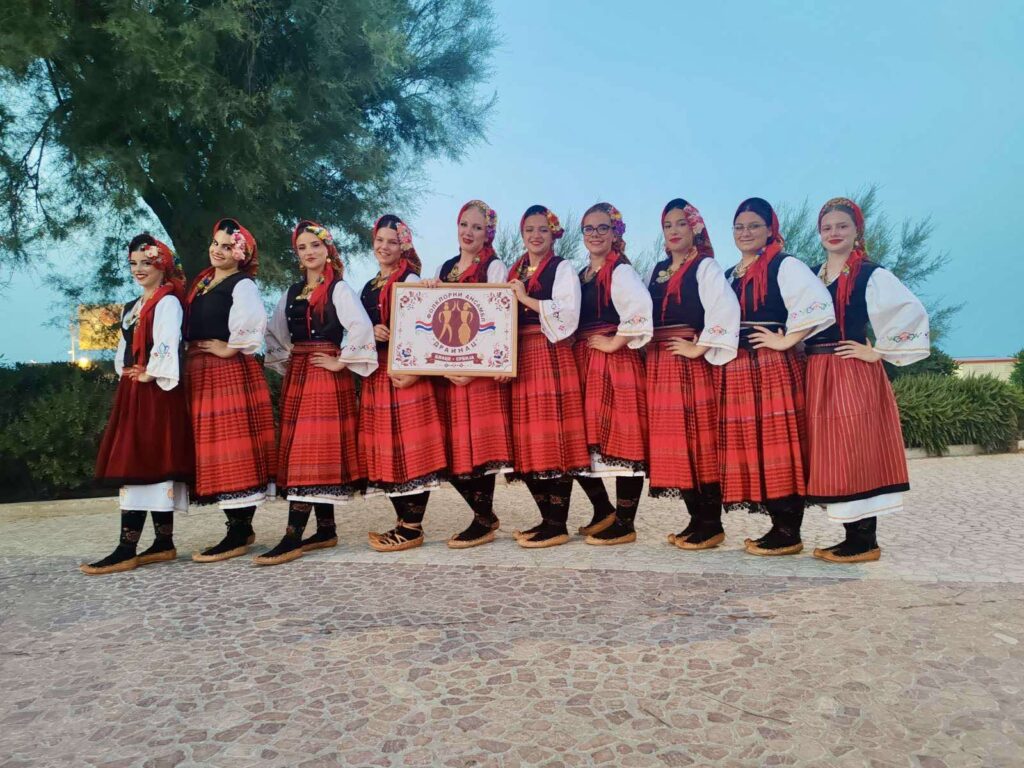 naslovna